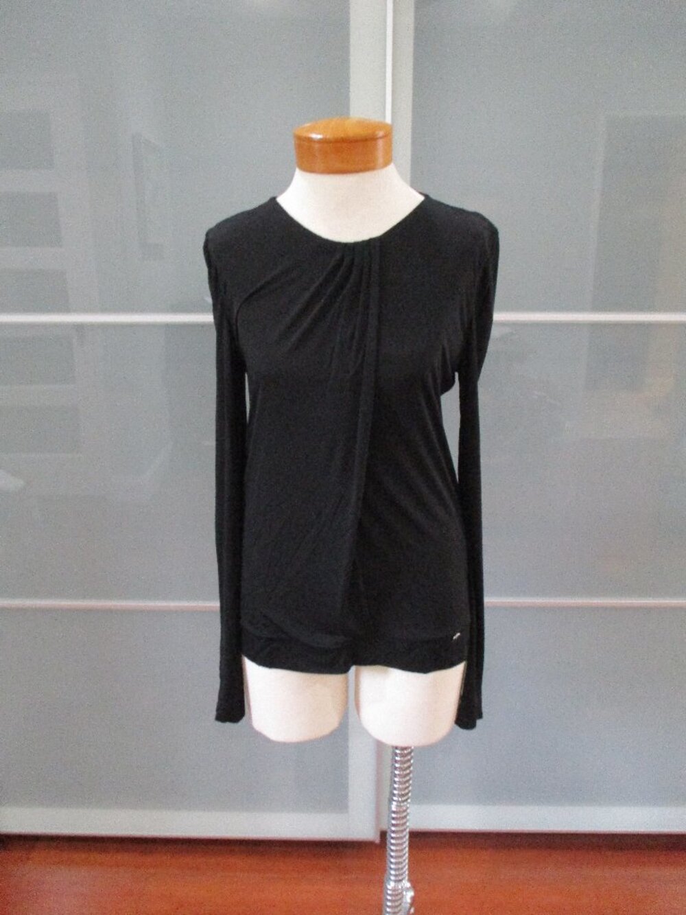 Gucci Pleated Front Long Sleeve Black Pull-Over Blouse